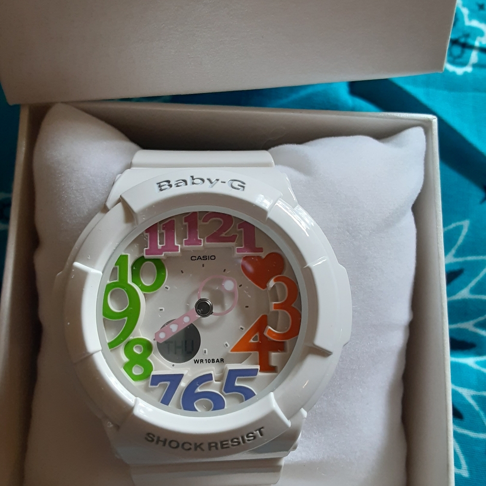 BABY-G SHOCK RESIST CASIO WATCH.